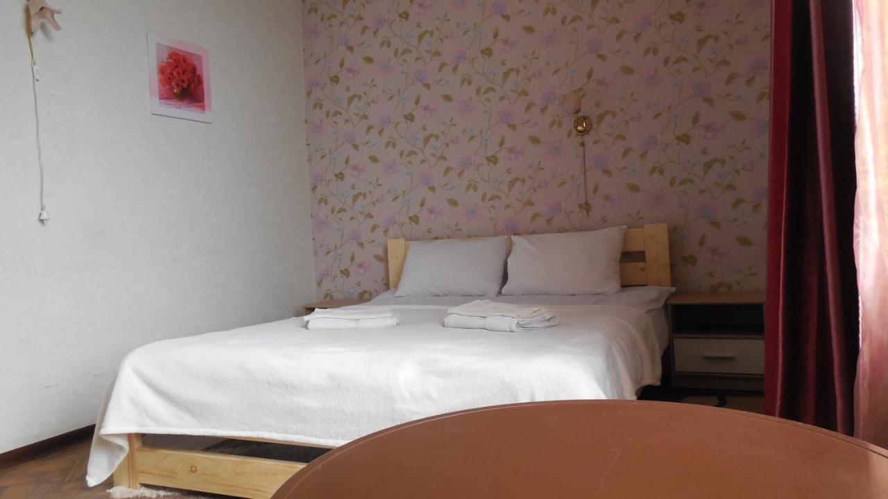 לבוב 2 Room Apartment Near Opera House מראה חיצוני תמונה